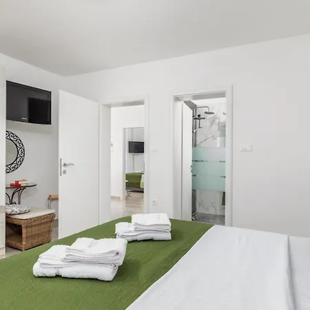 Viktoria By Guide * Krnica