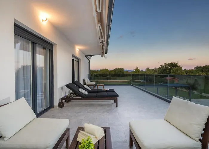 Viktoria By Guide * Krnica