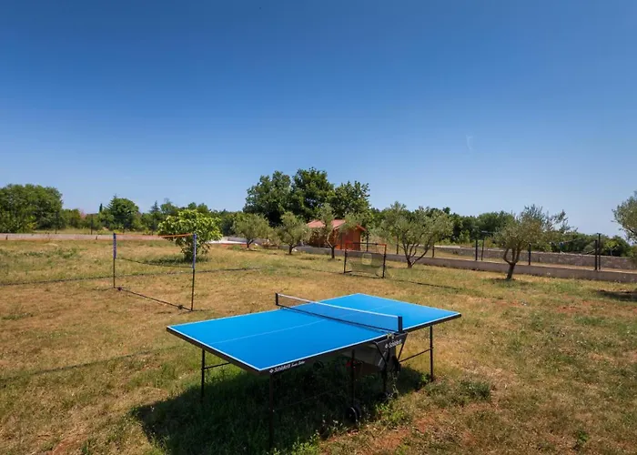 Viktoria By Guide Vila Krnica